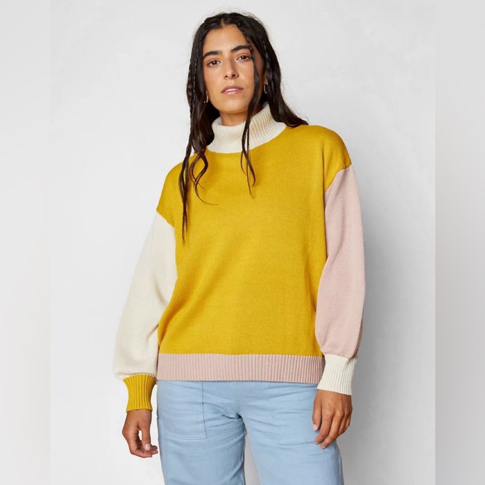 Back Beat Co. Yellow and Pink Colorblock Sweater